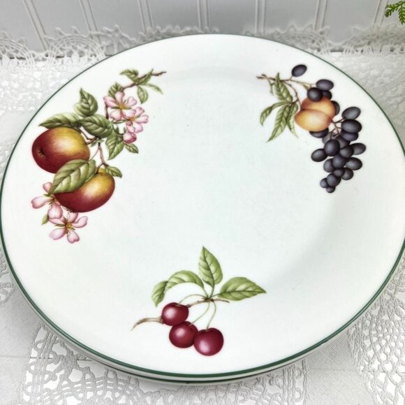 Royal Doulton Ashberry China 4 Dinner Plates 10.5" Fruit England White - Picture 4 of 12